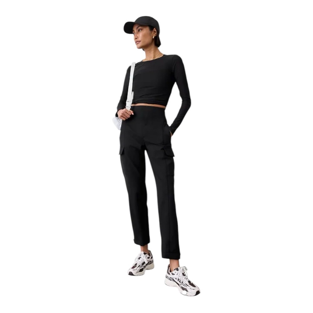 Athleta Endless High Rise Cargo Black Pull-On Pant Quick Dry Breathable Womens 2 - Picture 2 of 12